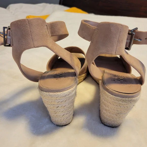 Vince Camuto Tan Wedge Sandals - Picture 4 of 7